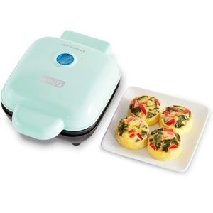 Dash Deluxe Egg Bite Maker with Silicone Molds